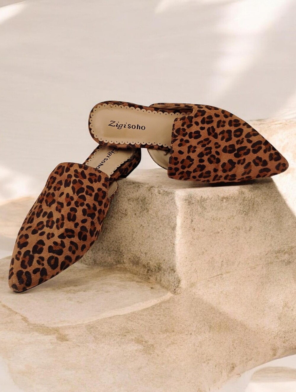 Zigi Soho Roarie Golden Tan and Brown Leopard-Print Pointed Toe Mules LN Size 8